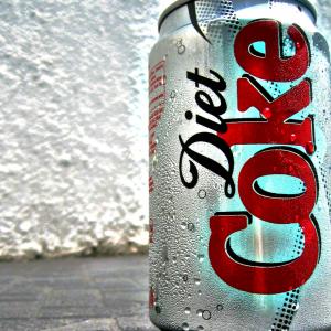 Coca-Cola dietetica se rebranduieste
