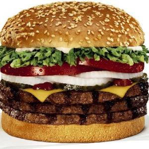 Culmea iresponsabilitatii: Burger-ul de 966 de calorii