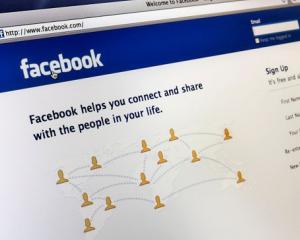 Armata Electronica Siriana a piratat numele de domeniu Facebook, la 10 ani de la lansarea retelei sociale