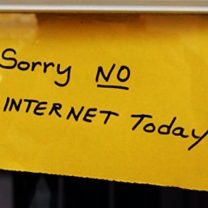 Tu ai rezista un an fara internet?