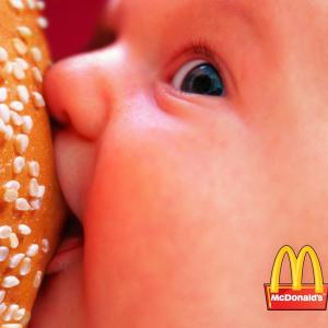 Legamantul McDonald’s: Nu va mai promova produse nesanatoase copiilor