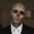 Baiatul Zombie, noul model L’Oreal, face furori pe Internet