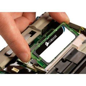 Apple schimba software-ul pentru laptopuri si telefoane