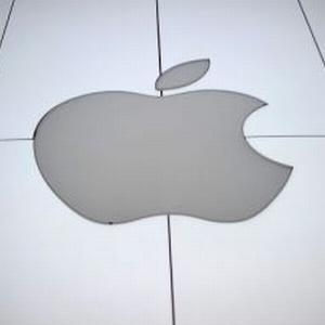 Apple renunta la Samsung si da mana cu Sharp pentru revolutionarea telefoanelor si tabletelor viitorului